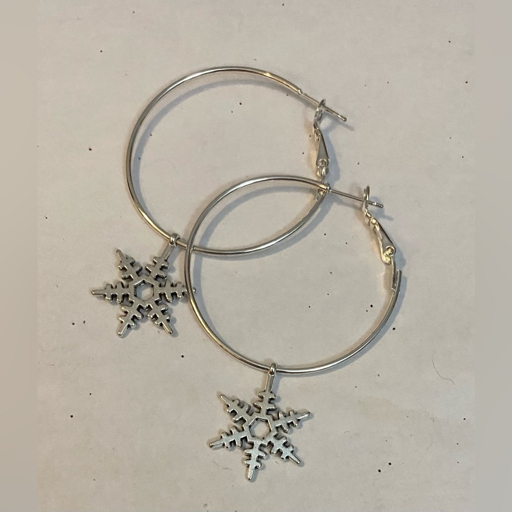 Snowflake charm earrings